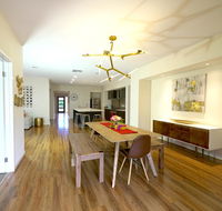 Stylish Luxe House For Big Group Near Shopping Center - New Castle Holiday