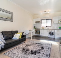 Stylish North Adelaide Apartments - New Castle Holiday