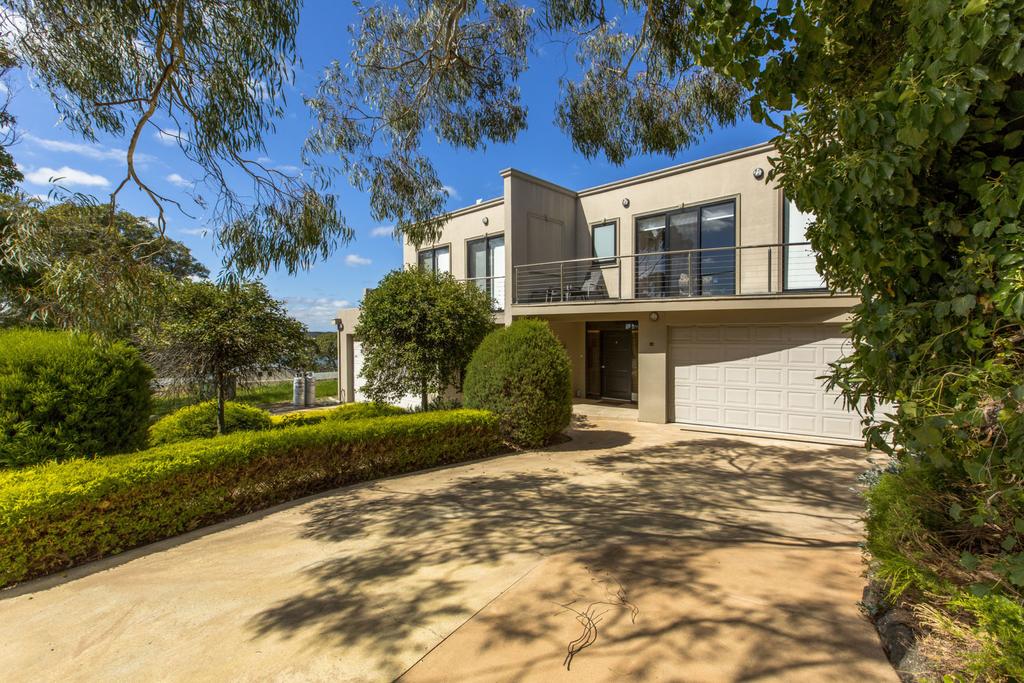 Errinundra VIC New Castle Holiday