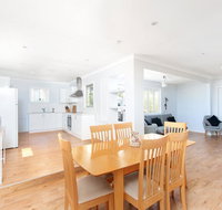 summer dayzNelson Bay - New Castle Holiday