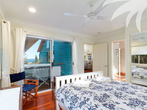 Summer Folly 1 - New Castle Holiday 1