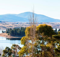 Summit 9 - Modern and stylish newly renovated apartment - New Castle Holiday