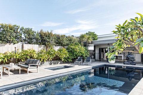 Sundara Beach House - New Castle Holiday 0