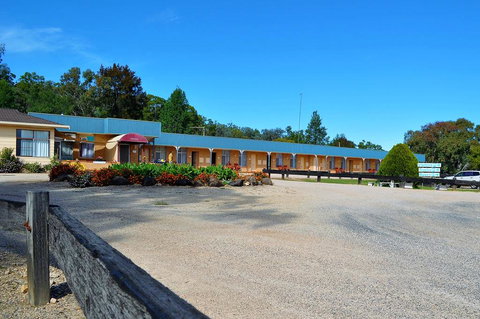 Sunflower Motel - New Castle Holiday 2