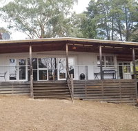 Sunny Corner Lake Eildon - New Castle Holiday