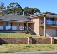 Sunset over Neptune - pet friendly 5 min to beach - New Castle Holiday