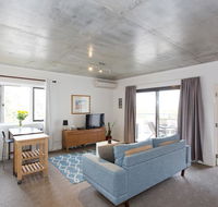 Sunsets by the Beach - Fremantle - New Castle Holiday