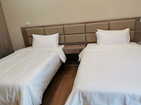 Sunshine Gardens Bourke Resort - New Castle Holiday 0