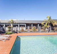 Sunshine Motor Inn - New Castle Holiday