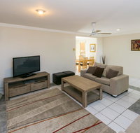 Superb Location - Hervey Bay - New Castle Holiday
