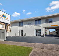 Surf Beach Motel Coffs - New Castle Holiday