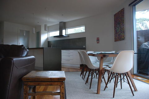 SURF Side SECRET INVERLOCH - New Castle Holiday 2