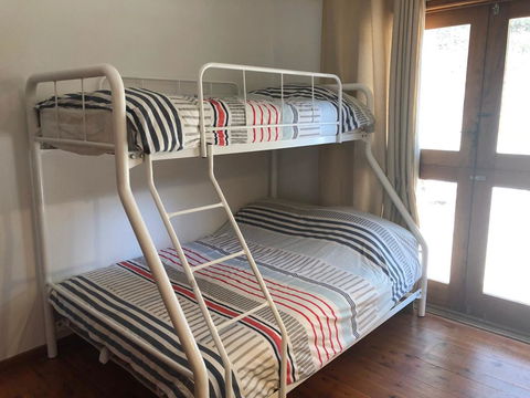Surfers Ave 17 Narrawallee - New Castle Holiday 3
