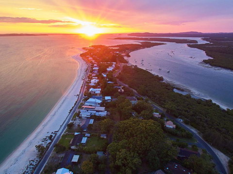 Surfs Up - New Castle Holiday 2