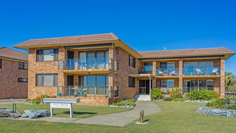 Surfspray 2 - Pebbly Beach - New Castle Holiday 0