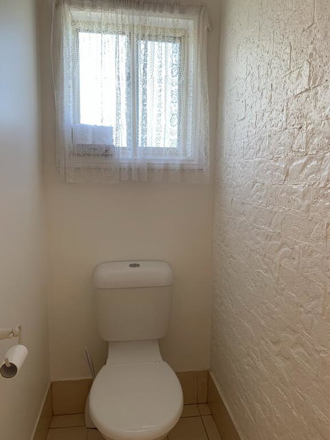 Swaggers Motor Inn - New Castle Holiday 3