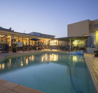 Sydney Beachouse YHA - New Castle Holiday