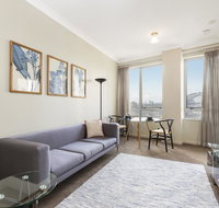 Sydney CBD 1 Bedroom Self-Contained Apartment with Spectacular Sydney Harbour View 1312 BRG - New Castle Holiday