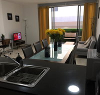 Sydney CBD Family Home - New Castle Holiday