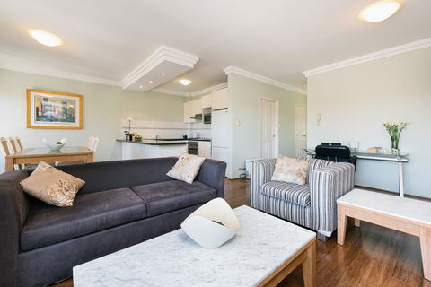 SYDNEY INNER CITY SANCTUARY - Free Parking - New Castle Holiday 3