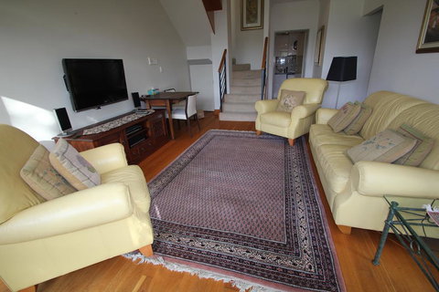 Syrena On The Swan - New Castle Holiday 0