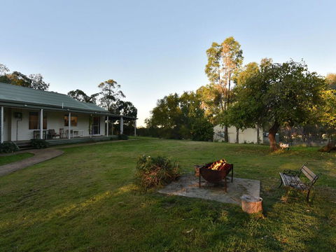 Tabitha Hill Homestead - New Castle Holiday 0