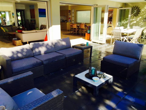 Tali Oak Beach House - New Castle Holiday 2
