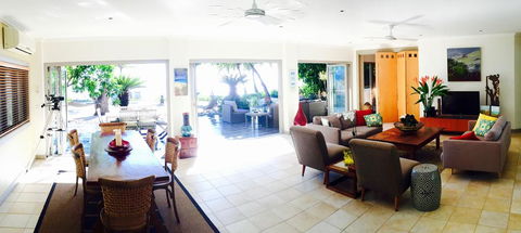 Tali Oak Beach House - New Castle Holiday 3