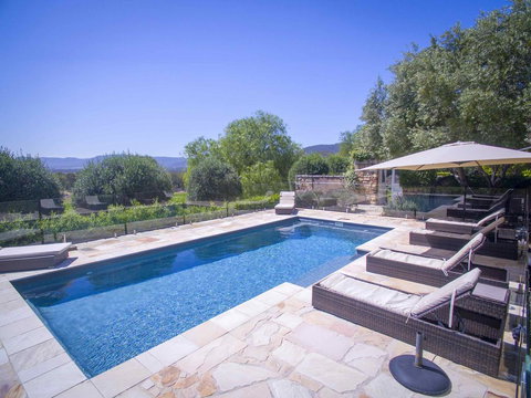 Talits Vineyard Estate - New Castle Holiday 3