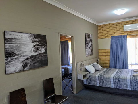 Tallarook Motor Inn - New Castle Holiday 1