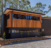 Tallwood 24 NARRWALLEE - New Castle Holiday