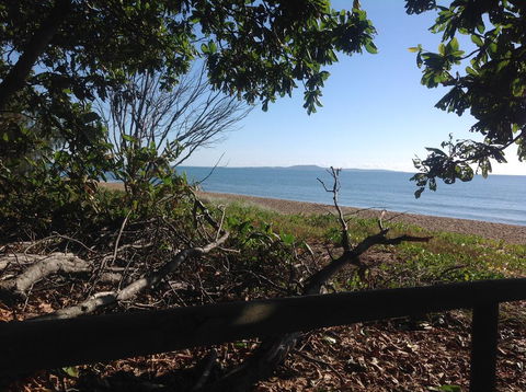 Tannum Sands Hotel / Motel - New Castle Holiday 1