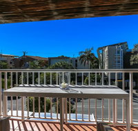 Taranaki Apartment - New Castle Holiday