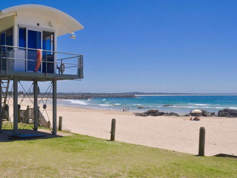 Taranaki Beach House - New Castle Holiday 3