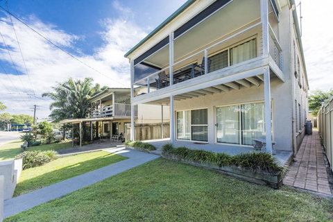 Tarcoola - New Castle Holiday 1