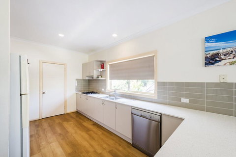 Tarcoola - New Castle Holiday 3