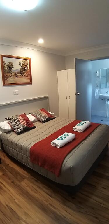 Taree Country Motel - New Castle Holiday 2