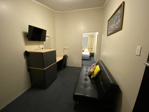 Taree Motor Inn - New Castle Holiday 2