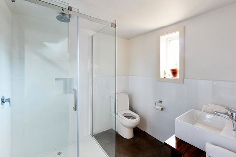 Tarndwarncoort - Farmer's Cottage - New Castle Holiday 2