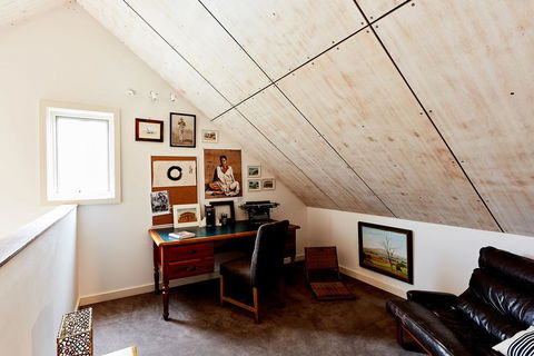 Tarndwarncoort - Farmer's Cottage - New Castle Holiday 1