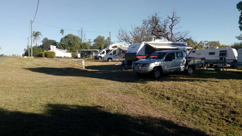 Taroom Caravan & Tourist Park - New Castle Holiday 1