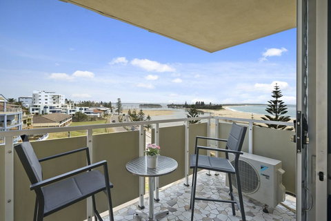 Tasman Towers - Unit 13 - New Castle Holiday 0