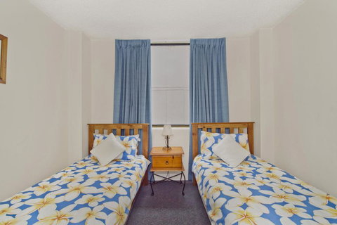 Tasman Towers 9, 3 Munster Street - New Castle Holiday 3