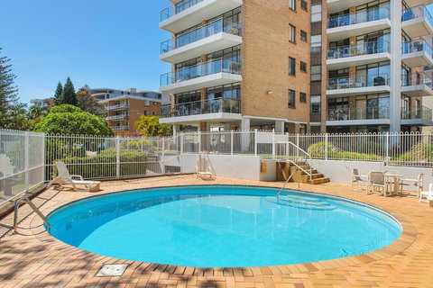 Tasman Towers 9, 3 Munster Street - New Castle Holiday 1