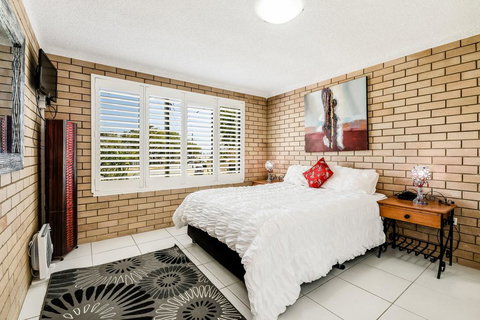 Tawarri - New Castle Holiday 1