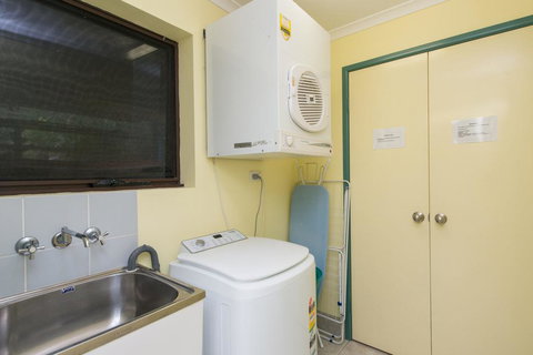 Tchoomooroo - New Castle Holiday 3