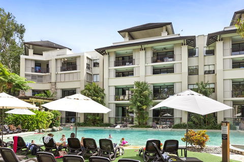 Temple 304 Modern Spacious Palm Cove Resort - New Castle Holiday 2