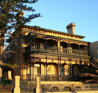 The 'Cloisters' apartment at Albert Hall - New Castle Holiday