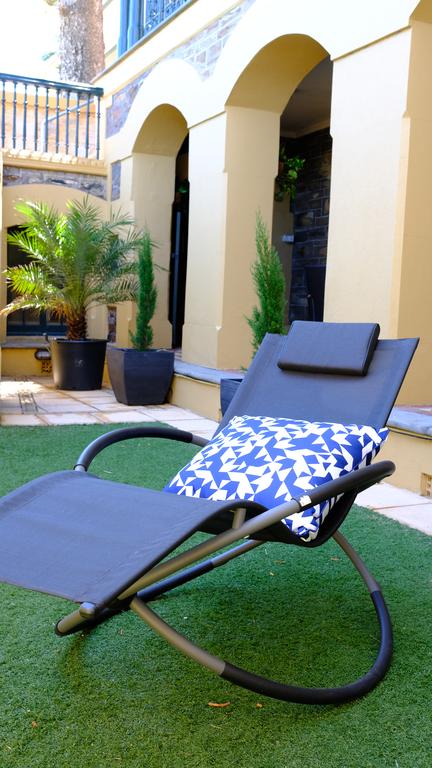 The 'Cloisters' Apartment At Albert Hall - New Castle Holiday 2