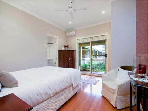 The Acreage Luxury B&B And Guesthouse - New Castle Holiday 0